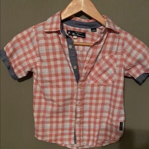 Ben Sherman Kids pink and White Checkered Button-Down Shirt size 4 c3